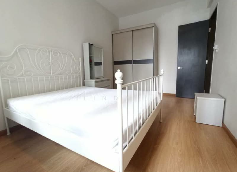 Condominium for Sale at Amberside @ Country Garden Danga Bay - Linda . - Bedroom - PropertyGuru.com.my