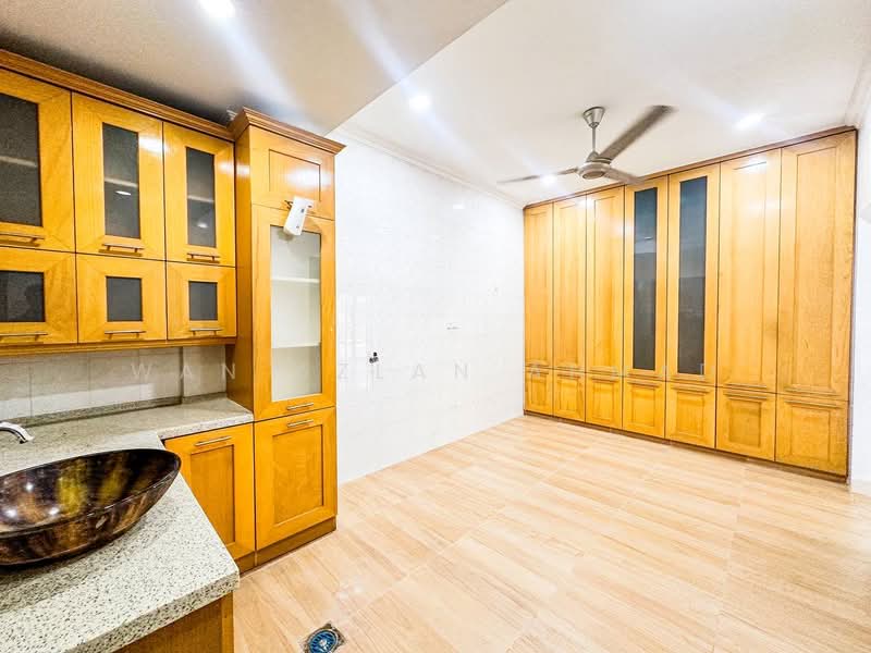 Untuk Dijual - Precinct 16