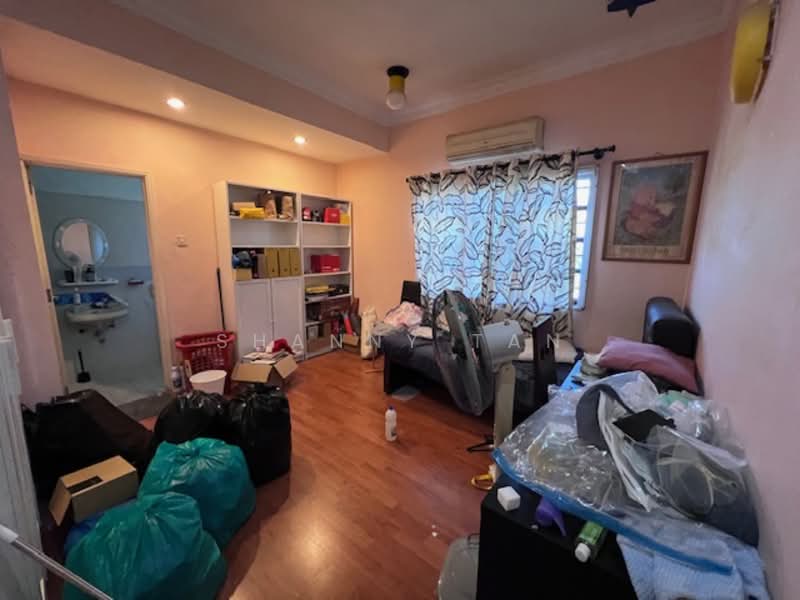 Semi-Detached House for Sale in Bandar Sungai Long (Selangor) - Shanny Tan - Living Room - PropertyGuru.com.my