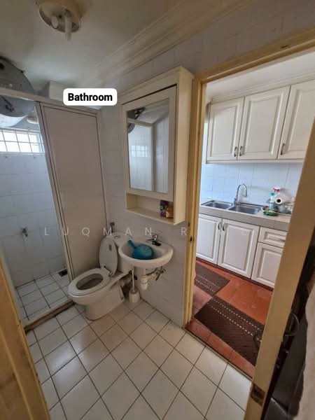 Rumah Flat untuk Dijual di PPR Desa Tun Razak - Luqman Ramli - Bathroom - PropertyGuru.com.my