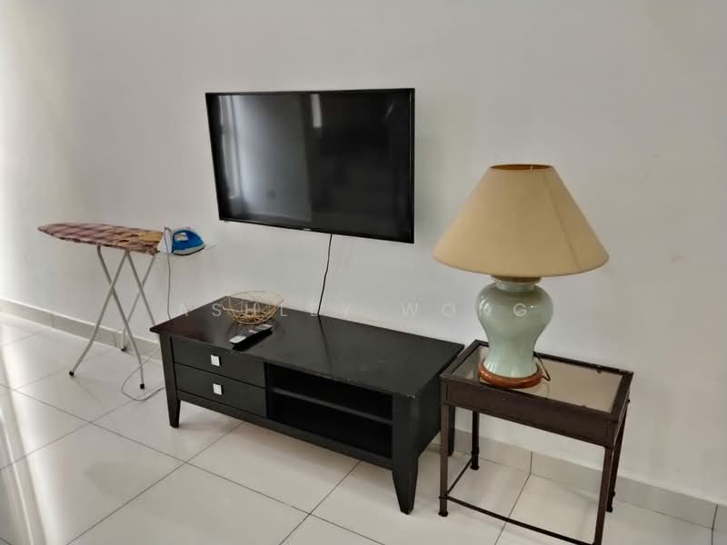 Servis Apartment untuk Disewa di De Centrum Residences - Ashley Wong - Living Room - PropertyGuru.com.my