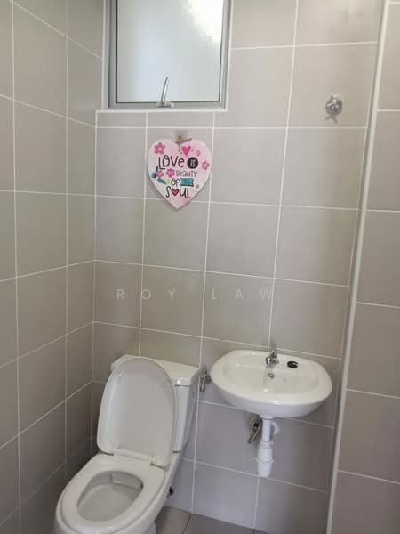 Pangsapuri untuk Disewa di Tinta Residensi, Nada Bidara - Roy Law - Bathroom - PropertyGuru.com.my
