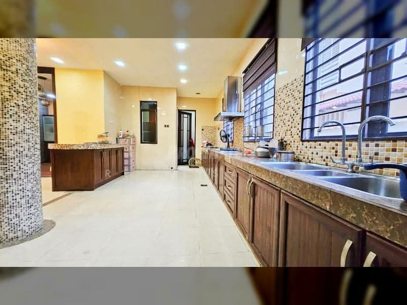 Rumah Teres 3 Tingkat untuk Dijual di Kuala Lumpur (Kuala Lumpur) - Reena Sarif - PropertyGuru.com.my