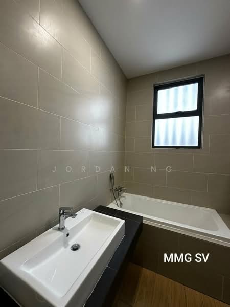 Semi-Detached House for Sale in Setia Alam (Selangor) - Jordan Ng - Bathroom - PropertyGuru.com.my