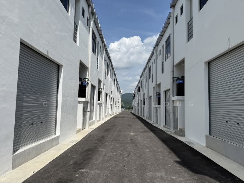 Shop / Office for Sale in Bandar Ainsdale (Seremban) - Chew Kian Hong - Exterior - PropertyGuru.com.my