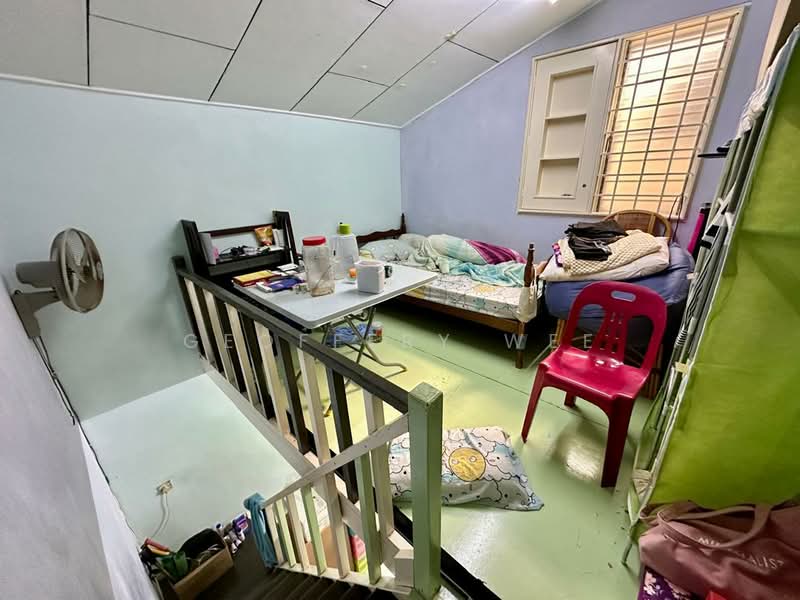 Rumah Teres 1 Tingkat untuk Dijual di Taman Pandan Mawar (Klebang) - Geoffery Wee - Bedroom - PropertyGuru.com.my