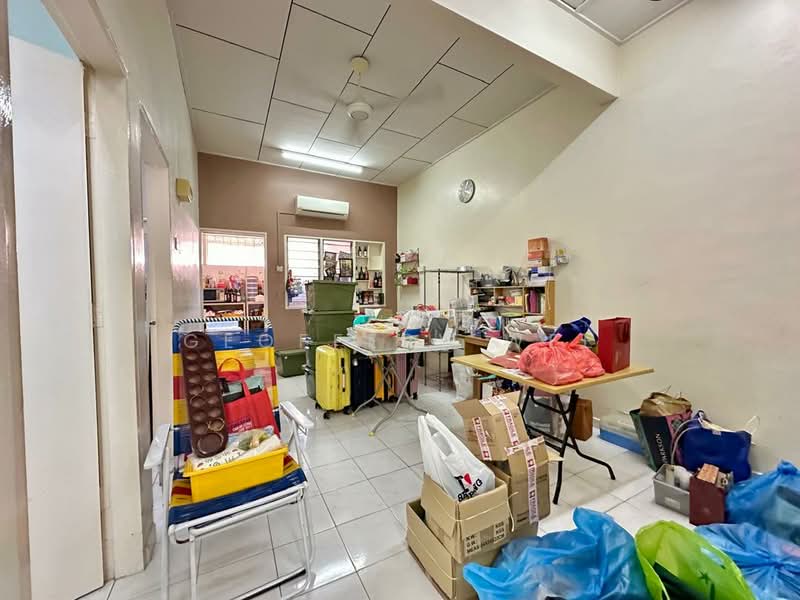 Rumah Teres 1 Tingkat untuk Dijual di Taman Pandan Mawar (Klebang) - Geoffery Wee - Interior - PropertyGuru.com.my