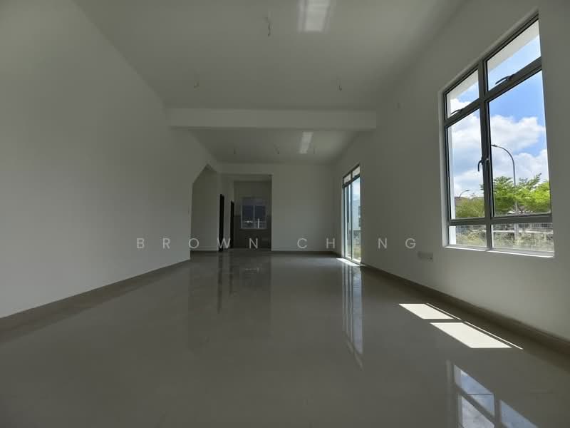 Rumah Teres untuk Dijual di Bandar Dato Onn (Tebrau) - Brown Cheng - Living Room - PropertyGuru.com.my