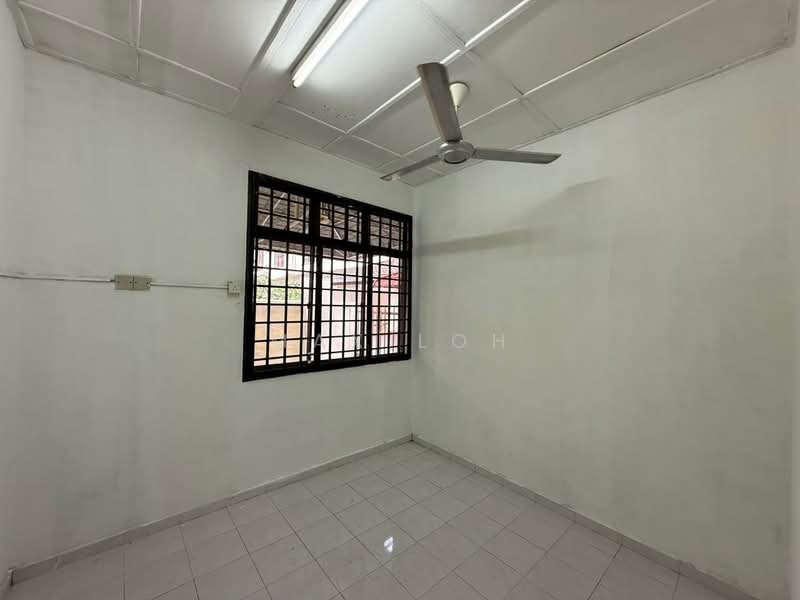 Semi-Detached House for Rent in Taman Perling (Perling) - Max Loh - Interior - PropertyGuru.com.my