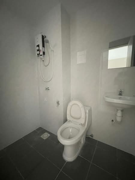 Apartment for Rent at Camellia Residences - KHOO . - Bathroom - PropertyGuru.com.my