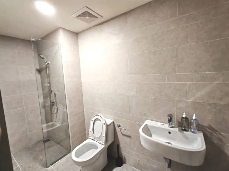 Service Residence for Sale at 8th & Stellar - Ming Feng - Bathroom - PropertyGuru.com.my