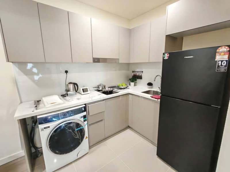 Service Residence for Sale at 8th & Stellar - Ming Feng - Kitchen - PropertyGuru.com.my