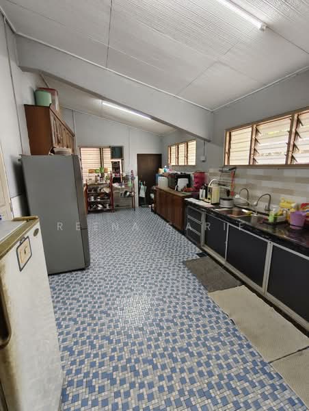 Bungalow for Sale in Petaling Jaya (Selangor) - Reena Sarif - Kitchen - PropertyGuru.com.my