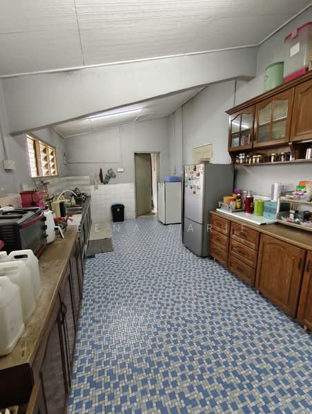 Bungalow for Sale in Petaling Jaya (Selangor) - Reena Sarif - Kitchen - PropertyGuru.com.my