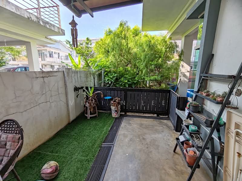 Rumah Berkembar untuk Dijual di Bandar Saujana Putra (Tanjong Duabelas) - Vivien Lee - Exterior - PropertyGuru.com.my