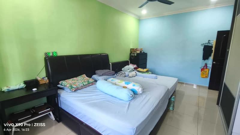 Rumah Teres 2 Tingkat untuk Dijual di Taman Molek (Johor Bahru) - Karl Lim - Bedroom - PropertyGuru.com.my