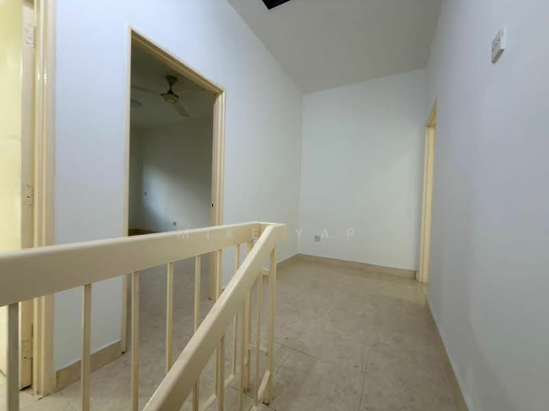 2-storey Terraced House for Sale in Petaling Jaya (Selangor) - Mike Yap - Corridor - PropertyGuru.com.my