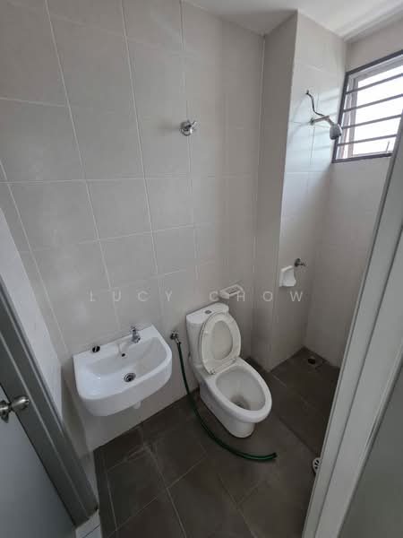 2-storey Terraced House for Rent in M Residence (Rawang) - Lucy Chow - Bathroom - PropertyGuru.com.my