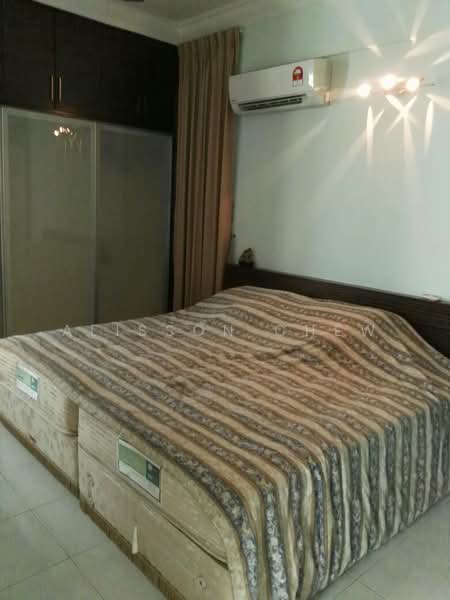 Condominium for Sale at Bayswater Resort Condominium - Alisson Chew - Bedroom - PropertyGuru.com.my