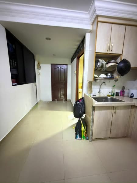 Apartment for Sale at Taman Alor Vista - Darren Lye - Kitchen - PropertyGuru.com.my