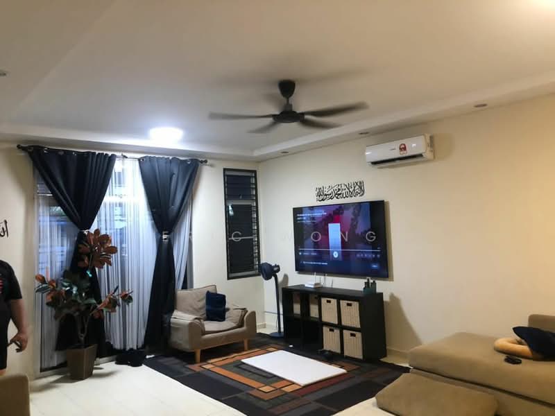 Rumah Teres 2 Tingkat untuk Disewa di Taman Sierra Perdana (Masai) - Eric Wong - Living Room - PropertyGuru.com.my