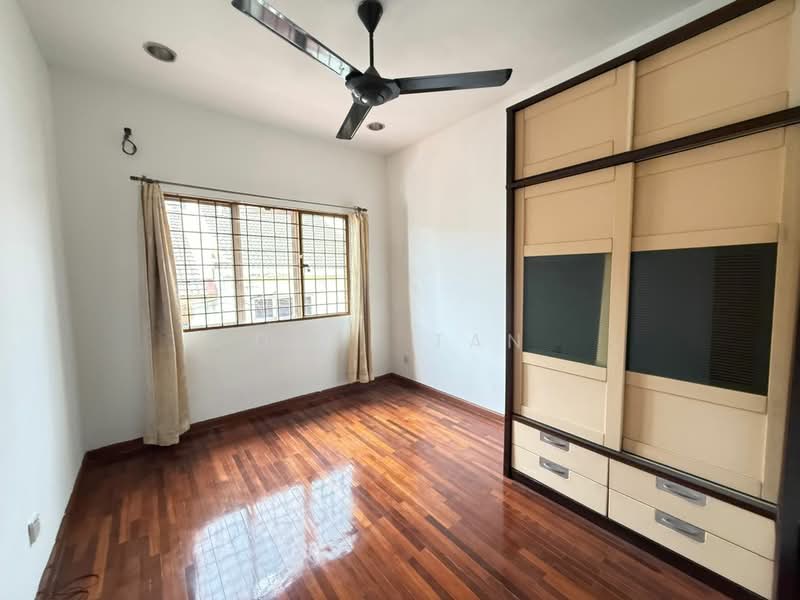 2-storey Terraced House for Sale in Sungai Buloh (Selangor) - Dave Tan - Bedroom - PropertyGuru.com.my