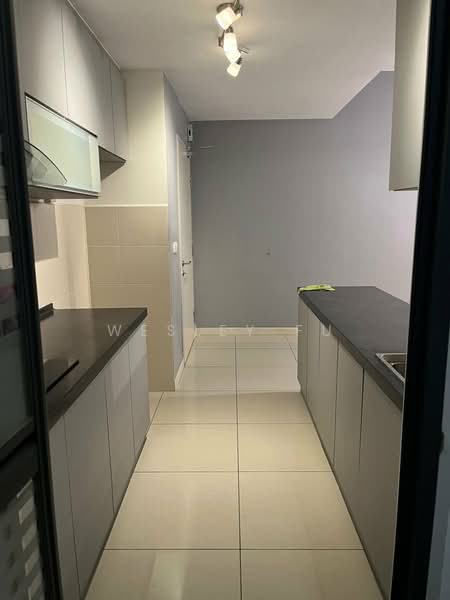 Servis Apartment untuk Disewa di Savanna Executive Suite @ Southville City - Wesley Fu - Kitchen - PropertyGuru.com.my