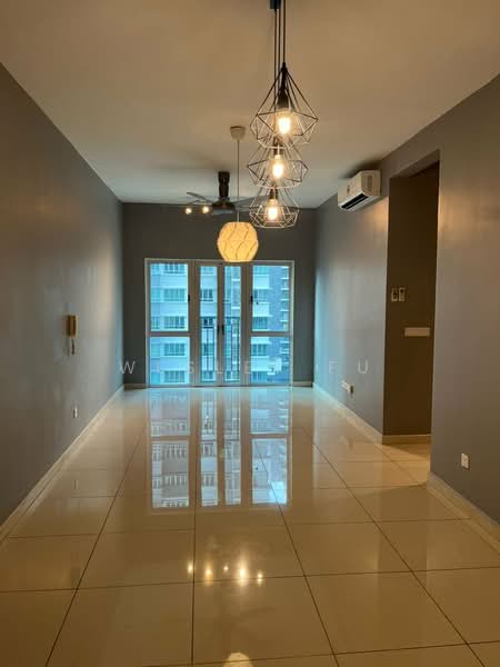 Servis Apartment untuk Disewa di Savanna Executive Suite @ Southville City - Wesley Fu - Living Room - PropertyGuru.com.my