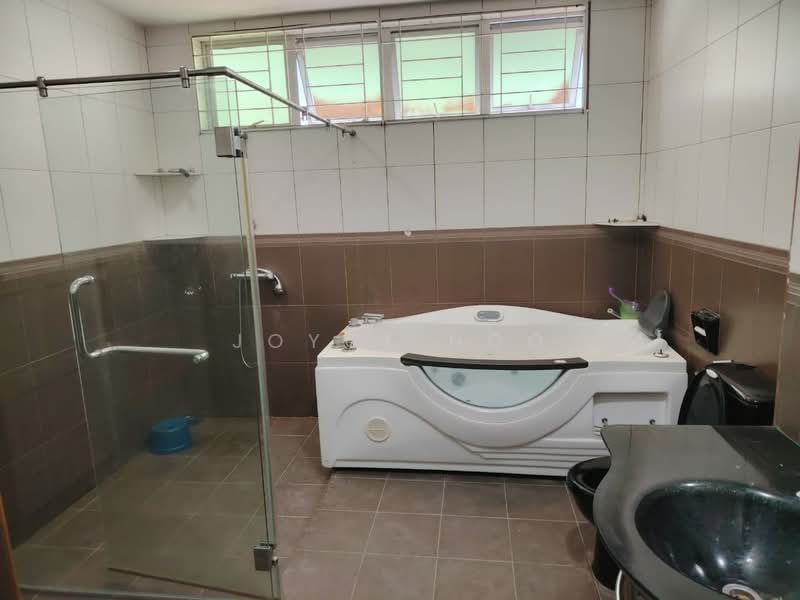 2-storey Terraced House for Rent in Bandar Puteri Puchong (Puchong) - Joyce Hoo - Bathroom - PropertyGuru.com.my