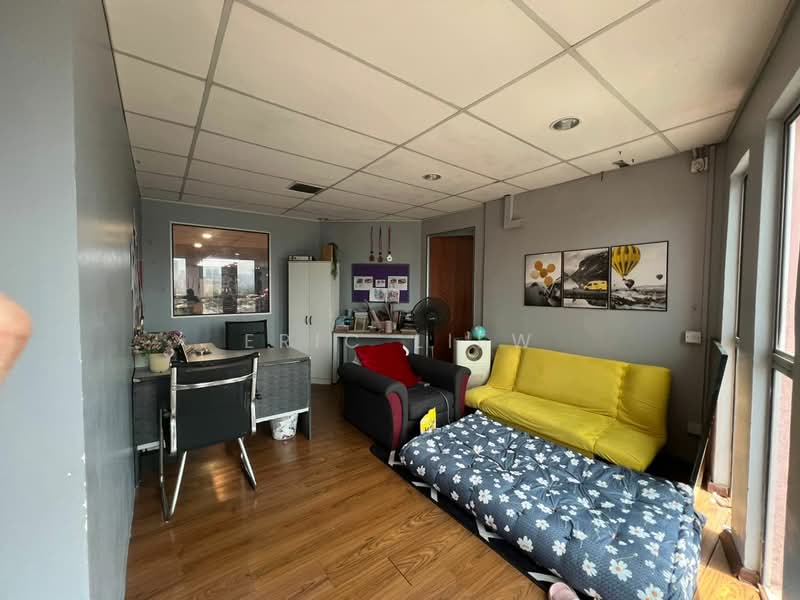 Shop / Office for Sale in Gombak (Kuala Lumpur) - Eric Liew - Living Room - PropertyGuru.com.my