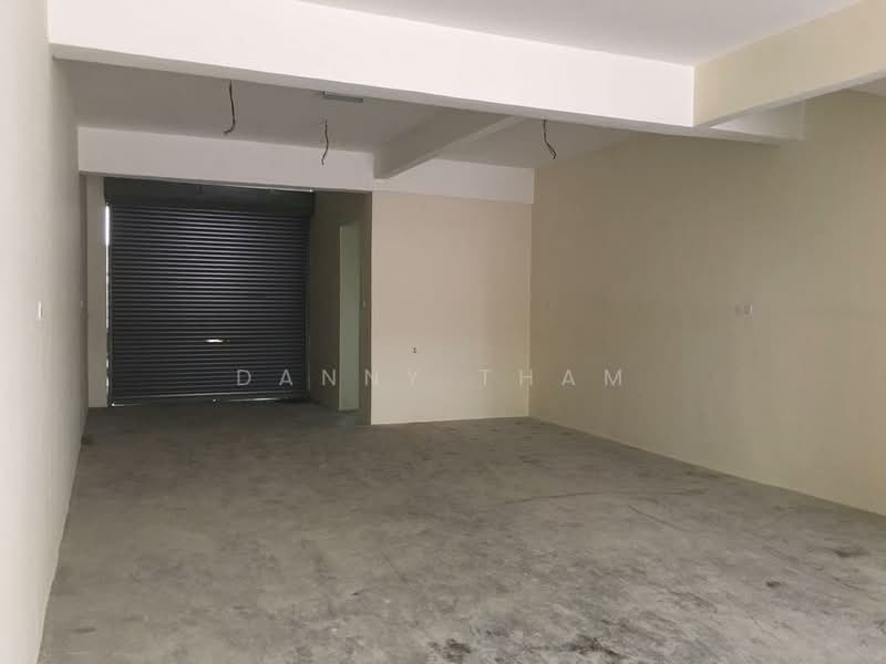 Shop for Sale in Saujana Puchong (Puchong) - DANNY THAM - Interior - PropertyGuru.com.my