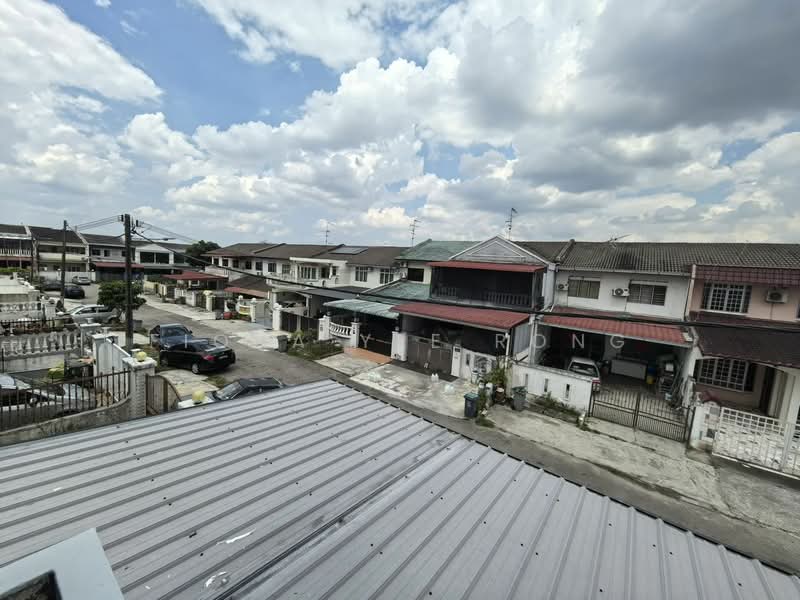 2-storey Terraced House for Sale in Taman Ungku (Johor Bahru) - Fiona Yee Rong - Exterior - PropertyGuru.com.my