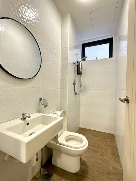 Kondominium untuk Disewa di The Quartz Residence - Geoffery Wee - Bathroom - PropertyGuru.com.my