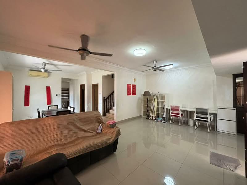 Rumah Teres 2 Tingkat untuk Dijual di Puchong (Selangor) - Syamsul Ilham - Living Room - PropertyGuru.com.my