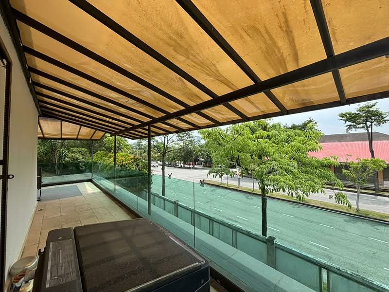 Rumah Teres 2 Tingkat untuk Dijual di Puchong (Selangor) - Syamsul Ilham - Balcony - PropertyGuru.com.my