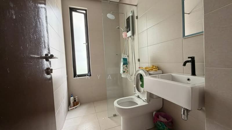 Semi-Detached House for Sale in Sungai Ara (Penang) - Panya Rith - Bathroom - PropertyGuru.com.my