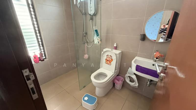 Semi-Detached House for Sale in Sungai Ara (Penang) - Panya Rith - Bathroom - PropertyGuru.com.my