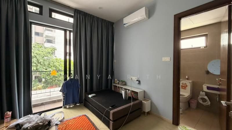 Semi-Detached House for Sale in Sungai Ara (Penang) - Panya Rith - Bedroom - PropertyGuru.com.my