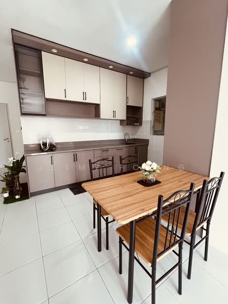 Kondominium untuk Disewa di Residensi Sateria - Jesmy Foong - Kitchen - PropertyGuru.com.my