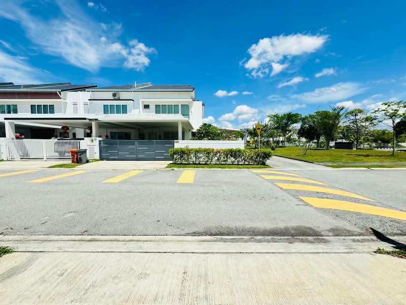Rumah Teres 2 Tingkat untuk Dijual di Bandar Sri Sendayan (Negeri Sembilan) - Yasmin Sulaiman - Exterior - PropertyGuru.com.my