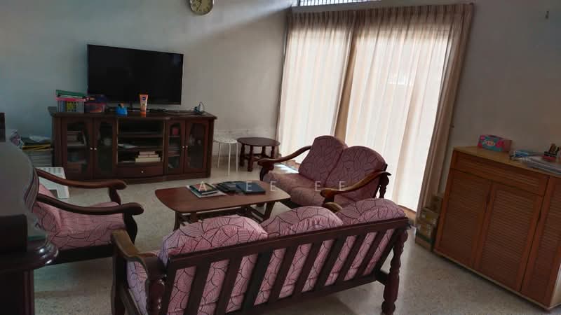 2-storey Terraced House for Sale in Paya Terubong (Ayer Itam) - A Ee Ee - Living Room - PropertyGuru.com.my