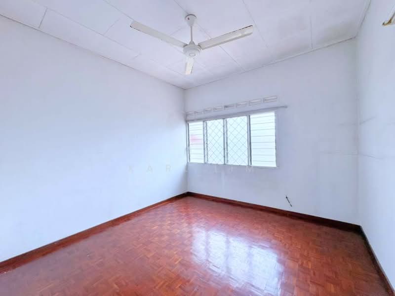 2-storey Terraced House for Sale in Taman Pelangi (Johor Bahru) - Karl Lim - Interior - PropertyGuru.com.my