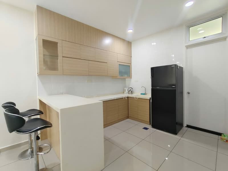 Rumah Teres 2 Tingkat untuk Disewa di Taman Mount Austin (Tebrau) - VK Hng - Kitchen - PropertyGuru.com.my