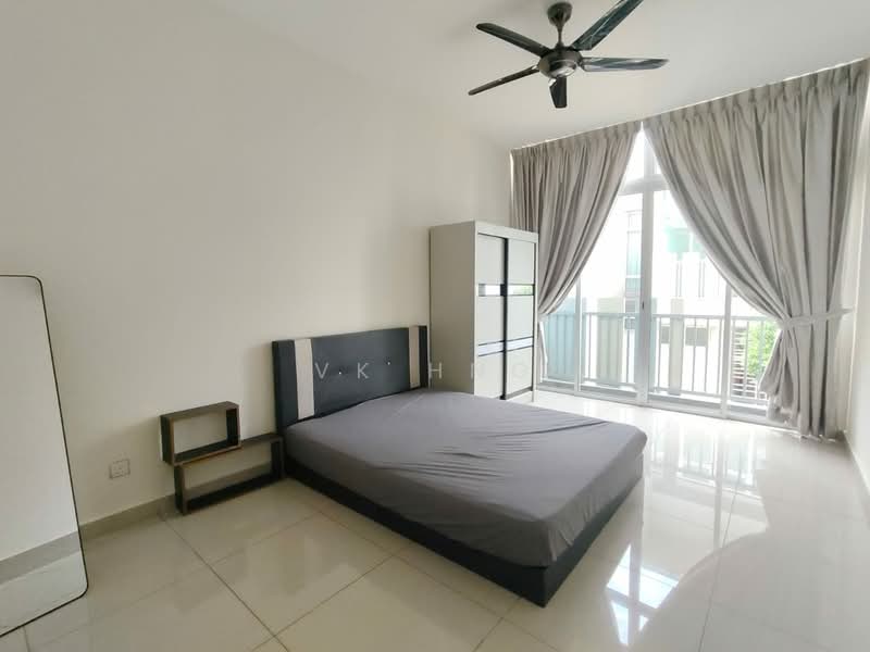 Rumah Teres 2 Tingkat untuk Disewa di Taman Mount Austin (Tebrau) - VK Hng - Bedroom - PropertyGuru.com.my