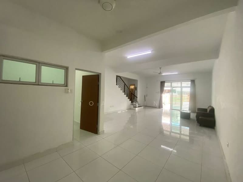 2-storey Terraced House for Sale in Taman Bestari Indah (Ulu Tiram) - Joan Sin - Living Room - PropertyGuru.com.my