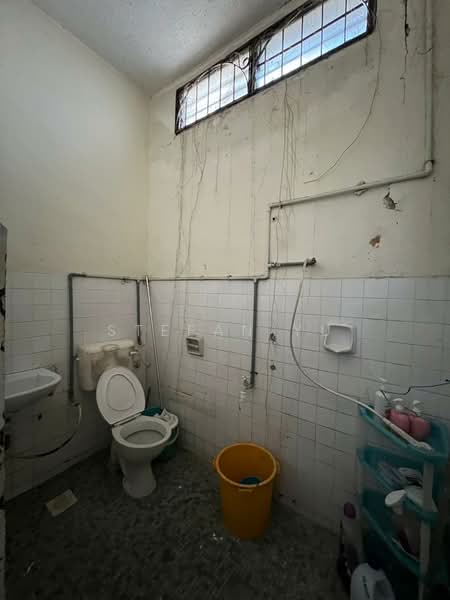 2-storey Terraced House for Sale in Johor Bahru (Johor) - Stefan Yu - Bathroom - PropertyGuru.com.my