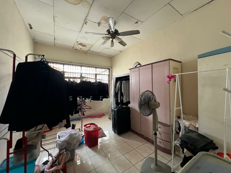 2-storey Terraced House for Sale in Johor Bahru (Johor) - Stefan Yu - Bedroom - PropertyGuru.com.my