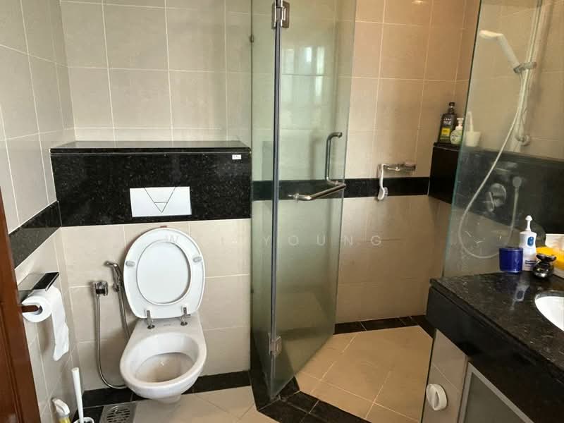 Kondominium untuk Dijual di Mont Kiara Aman - Wei Young - Bathroom - PropertyGuru.com.my