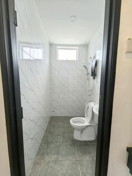 1-storey Terraced House for Sale in Banting (Selangor) - Jolly Chai - Bathroom - PropertyGuru.com.my
