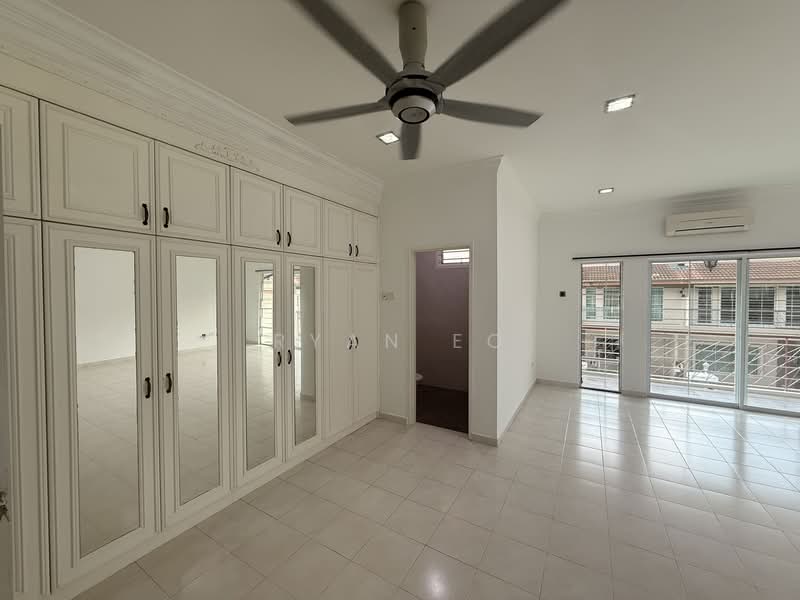 2-storey Terraced House for Rent in Bandar Putra (Kulai) - Ryan Eo - Bedroom - PropertyGuru.com.my